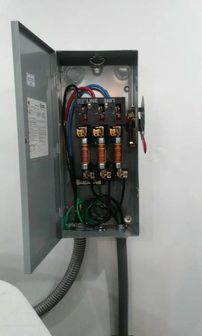 Three-phase disconnect switch installed for Smoke Detector Installation in Tenafly